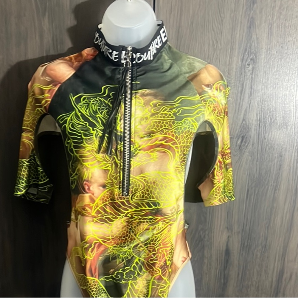 Men's Dragon Print Rash Guard in Green and Yellow